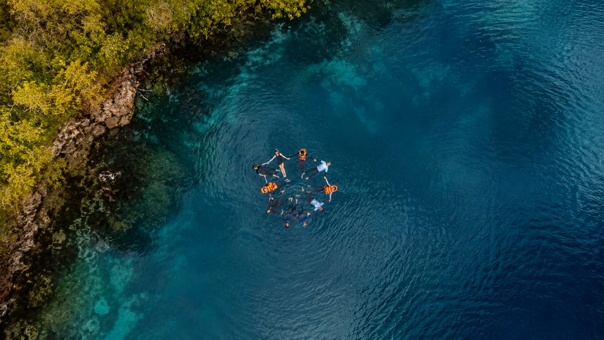 Pantai Ngurbloat dan boat Renata